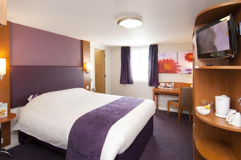Premier Inn Stirling South Екстер'єр фото